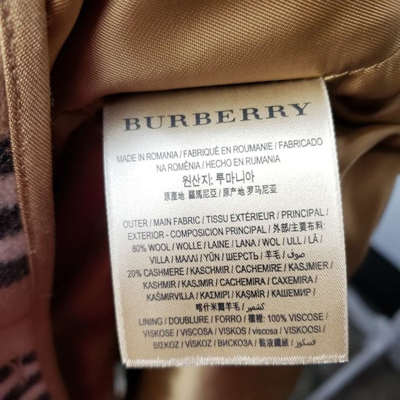 100% Authentic Burberry Cardigan or Coat Warmer or Insert Brand New - Picture 9 of 11